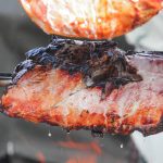 Jak przechowywać cebulę, by nie puszczała soków i nie kiełkowała