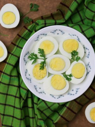 eggs, boiled eggs, halves, cross section, hard boiled eggs, plate, food, flat lay, composition, diet, healthy, breakfast, meal, parsley, food photography, boiled eggs, boiled eggs, boiled eggs, boiled eggs, boiled eggs