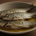 Jak ugotować parówki, by były smaczne, ale nie pękły?